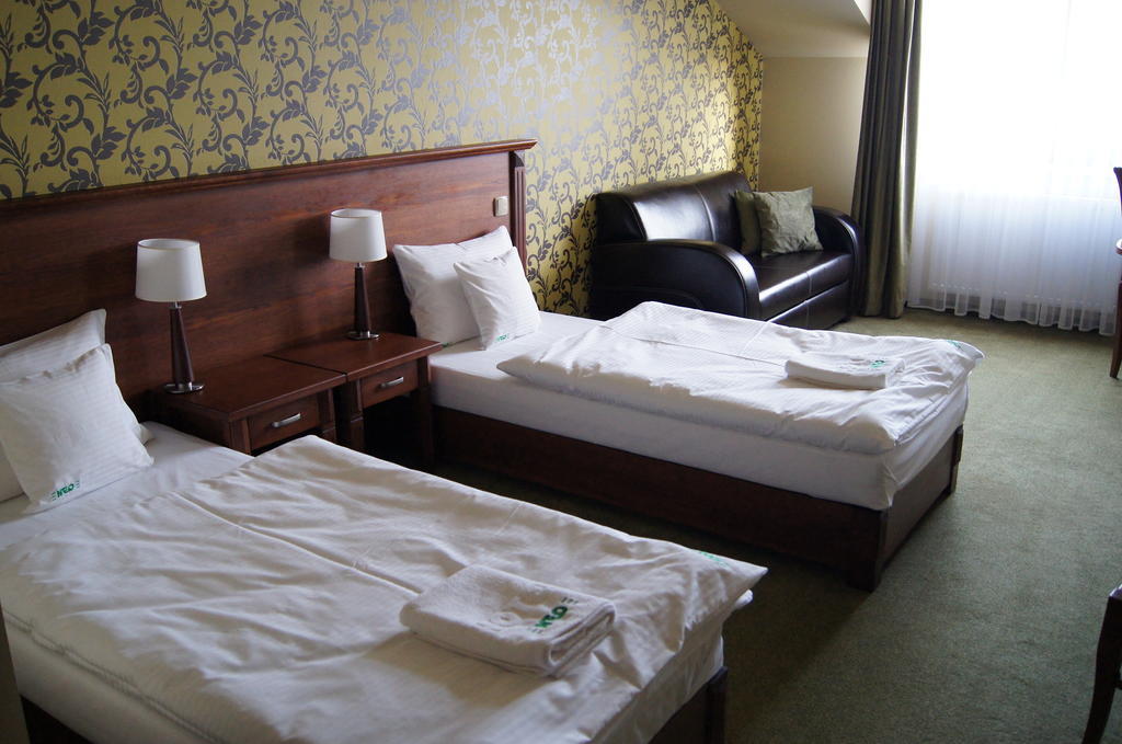 Hotel Neo Międzyrzecz Pokoj fotografie