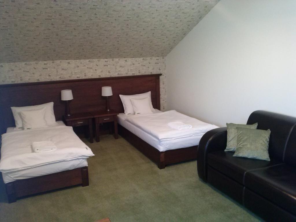 Hotel Neo Międzyrzecz Pokoj fotografie