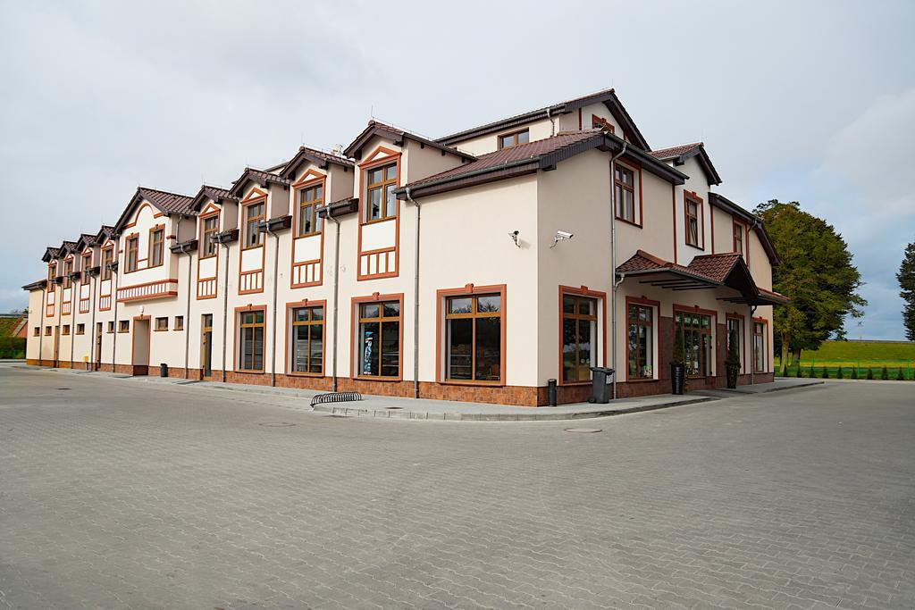 Hotel Neo Międzyrzecz Exteriér fotografie