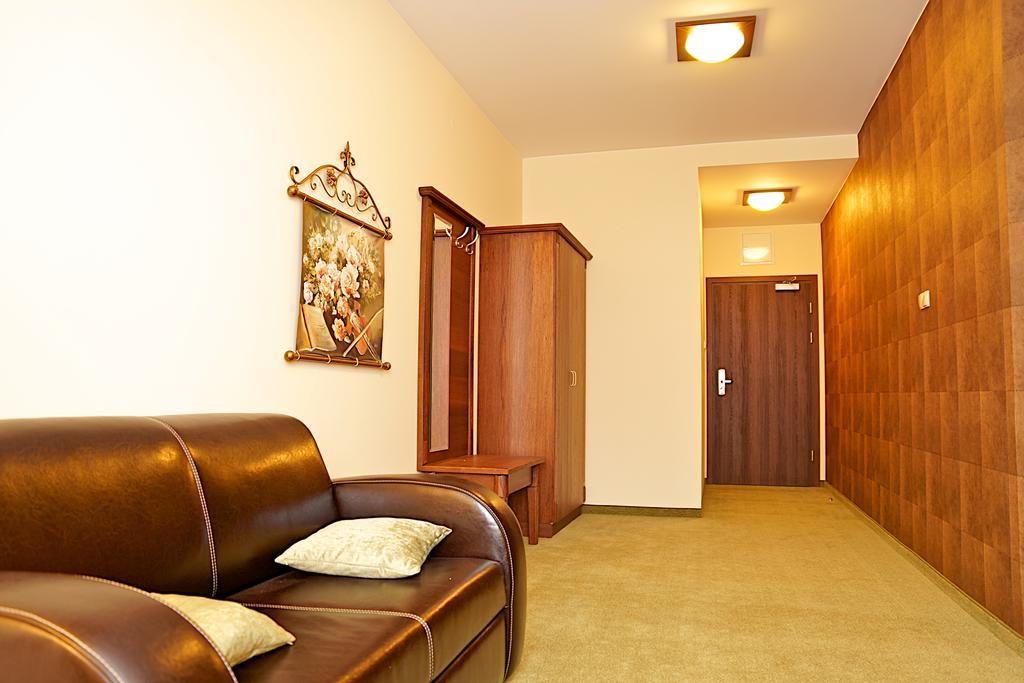 Hotel Neo Międzyrzecz Pokoj fotografie
